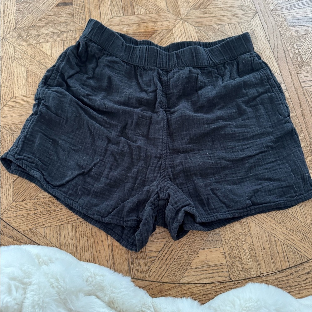 Linen shorts